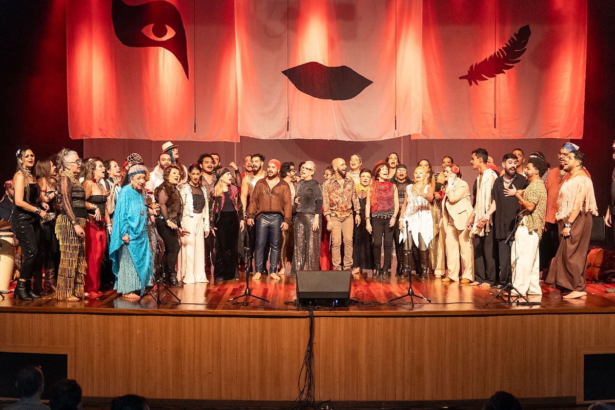 Coro Experimental MT - homenageia Ney Matogrosso